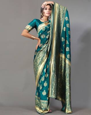 Green printed art silk saree with blouse 4