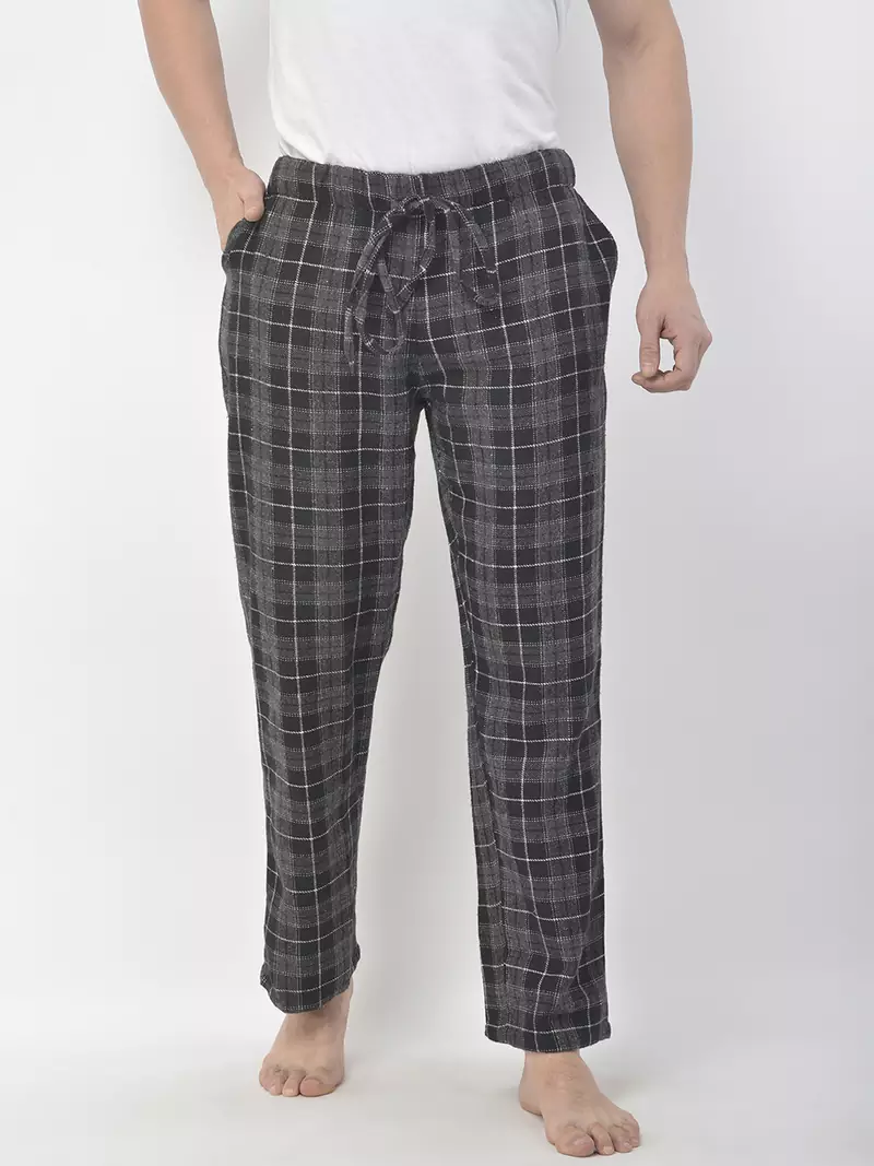 Dreamy black brush check men nightwear pajama