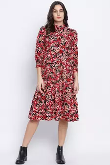 Whirling motif printed women dress