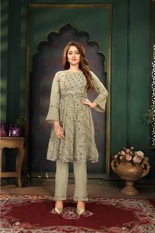Women's Pista Faux Georgette Stitched Top With Bottom 3/4 Sleeve Embroidered Flared Top (Kurta Pant Set)