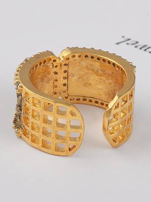 White rings 3