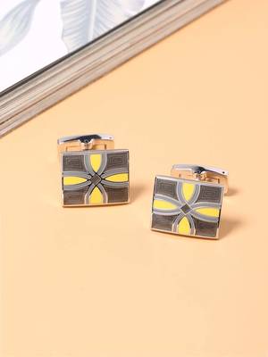 Yellow jewellery 2