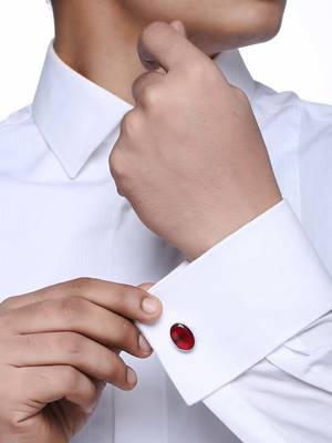 Red jewellery 3