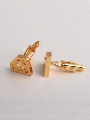 Golden jewellery 3