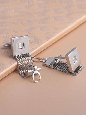 White jewellery 3