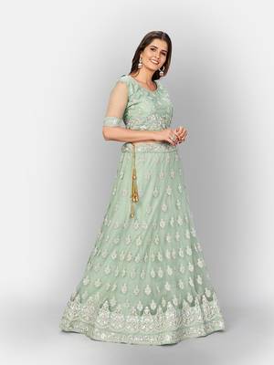 glamourous Light-green thread and Zari Embroidered net Semi Stitched Lehenga 3