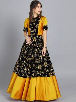 Black Printed Velvet Stitched Dots_Print Party-Wear-Gowns 1