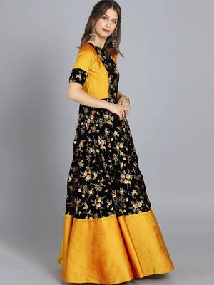 Black Printed Velvet Stitched Dots_Print Party-Wear-Gowns 3