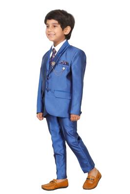 DKGF Boys 4-Piece Suit 3