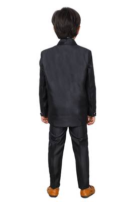 DKGF Boys 4-Piece Suit 2