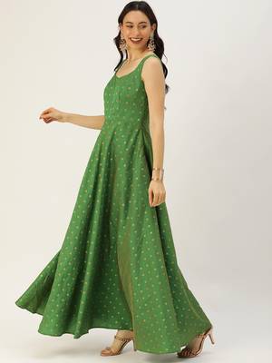 Green Hand_Embroidery Taffeta Stitched Dori_Embroidery Party-Wear-Gowns 3