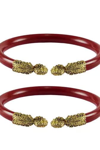 Red  Color Acrylic And Brass Bangle