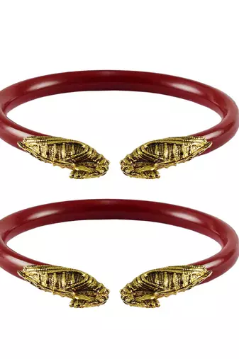 Red  Color Acrylic And Brass Bangle