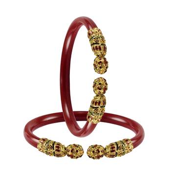 Red  Color Acrylic And Brass Bangle 2