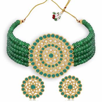 Mad Club Gold Plated Pearl Diamond Kundan Choker Necklace with Round Earrings Traditional Jewellery Set 4