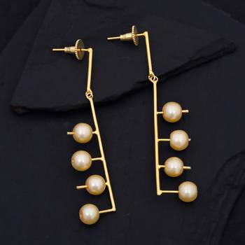 Golden earrings 1