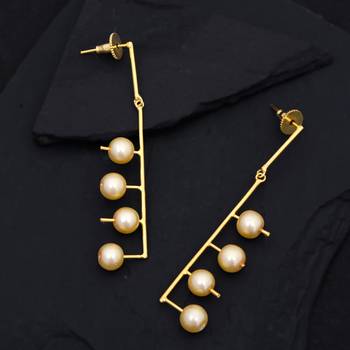 Golden earrings 3