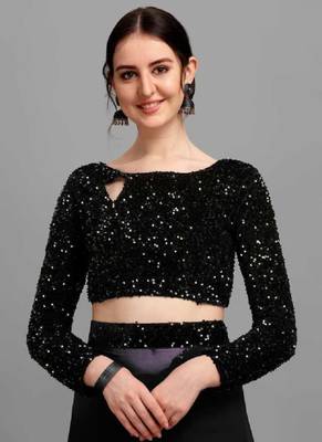 Black plain chiffon saree with blouse 4