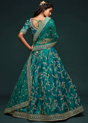 elegance green dori and sequins embroidered bridal lehenga set choli with dupatta  4