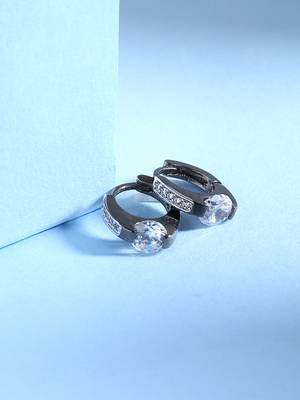 White earrings 3
