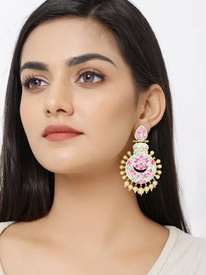 Green earrings 2