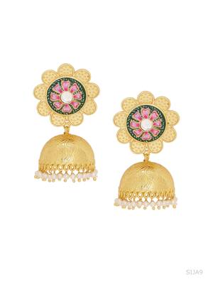 Green earrings 3