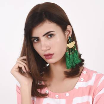 Green earrings 1