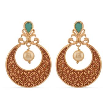 Green earrings 1