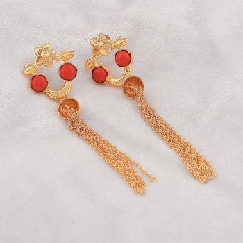 Red earrings 2