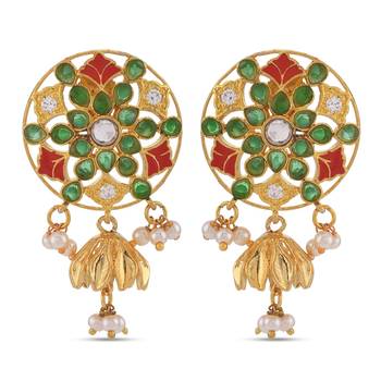 Green earrings 1