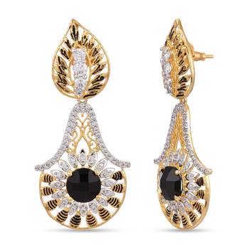 Black earrings 2