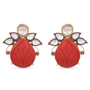 Red earrings 1