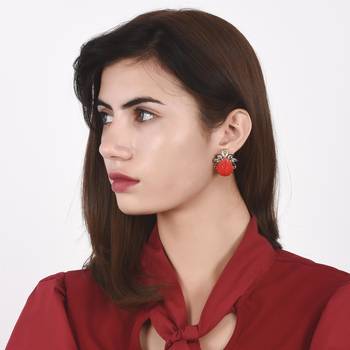 Red earrings 2