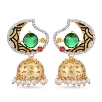 Green earrings 1