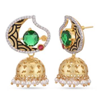 Green earrings 3