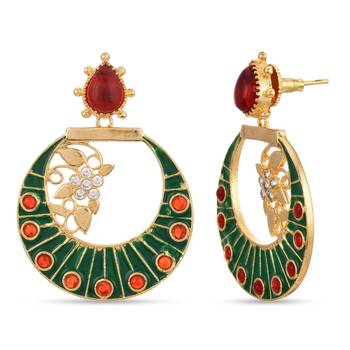 Green earrings 2