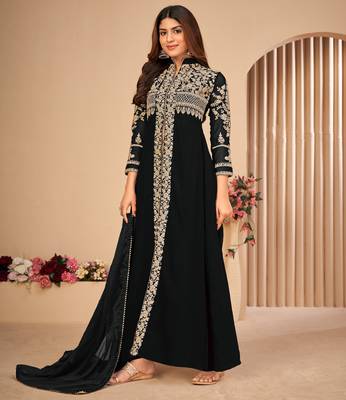 Black embroidered faux georgette salwar 5