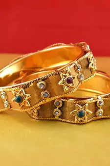 gold moti stone cz polki kundun meenakari pearl bangle kara size-2.6