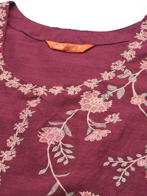 Indo Era Maroon Foil Printed Straight Kurtas 4