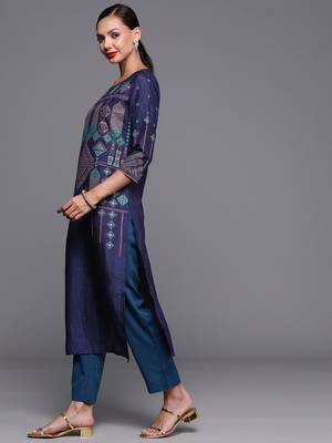 Indo Era Navy Blue Foil Printed Straight Kurtas 3