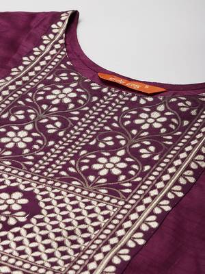 Indo Era Wine Solid Straight Kurta 5