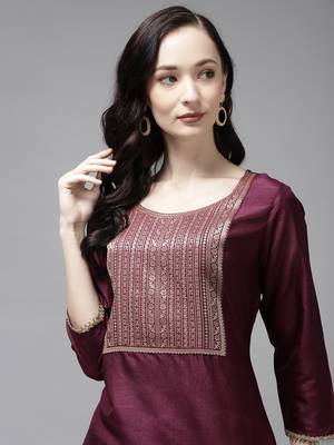 Indo Era Wine Solid Straight Kurta 4