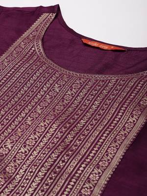 Indo Era Wine Solid Straight Kurta 5