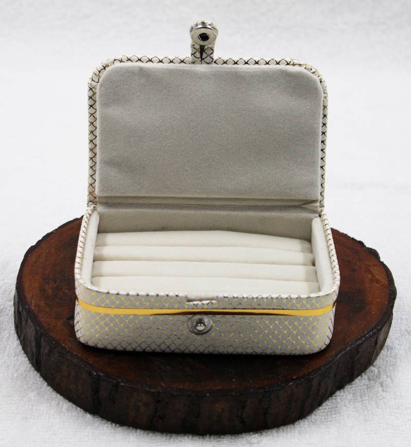 Atorakushon   Jewellery Storage Box Travel Ring Earrings Necklace Wardrobe Organizer Vanity Box for Women Pack of 2