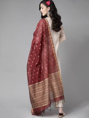 Indo Era Off White Embroidered Straight Kurta Trouser With Dupatta Set 2