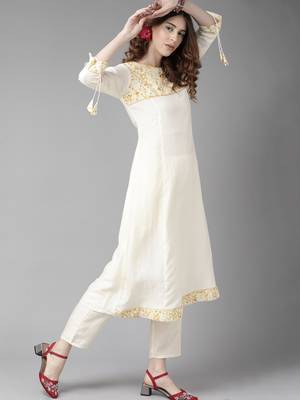 Indo Era Off White Floral Printed A-line Kurta Palazzo With Dupatta Set 3