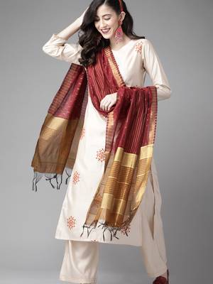 Indo Era Off White Embroidered Straight Kurta Trouser With Dupatta Set 4