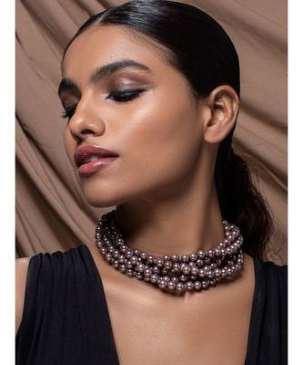 Splendid Brown Antique Necklace 1