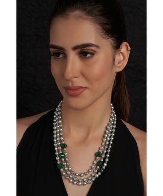 Green Shell Pearls And Pumpin Beads Necklace 3