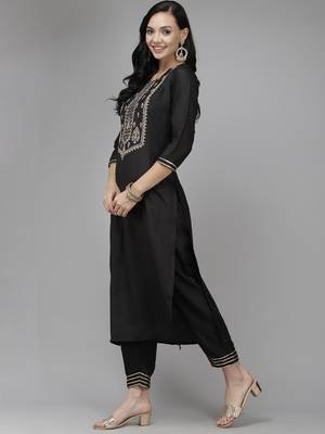 Indo Era Black Embroidred  Kurta Trouser With Dupatta Set 3